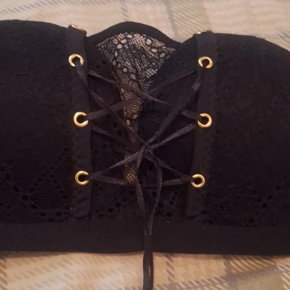 Bra, Strapless Black 36C - Picture 2 of 4